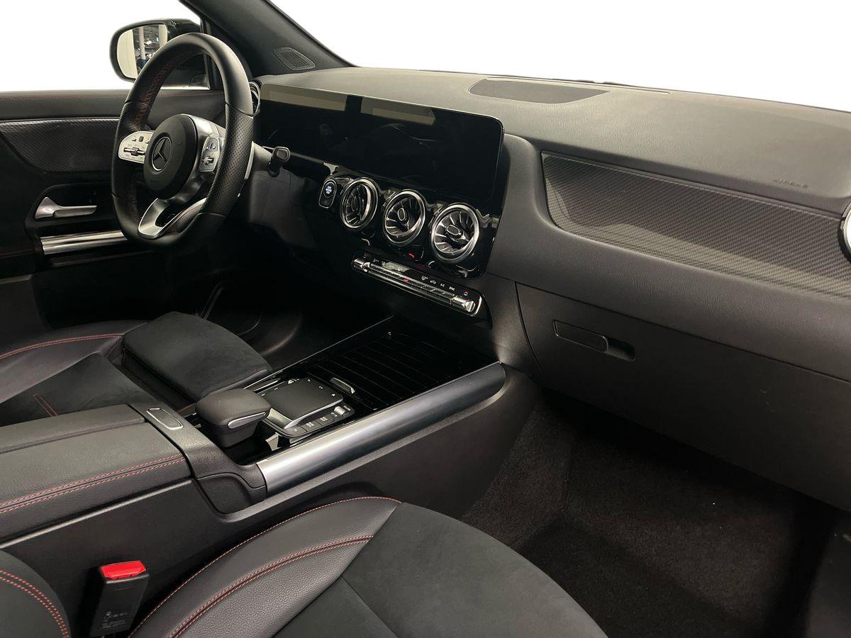 GLA 180 Premium auto - Certified