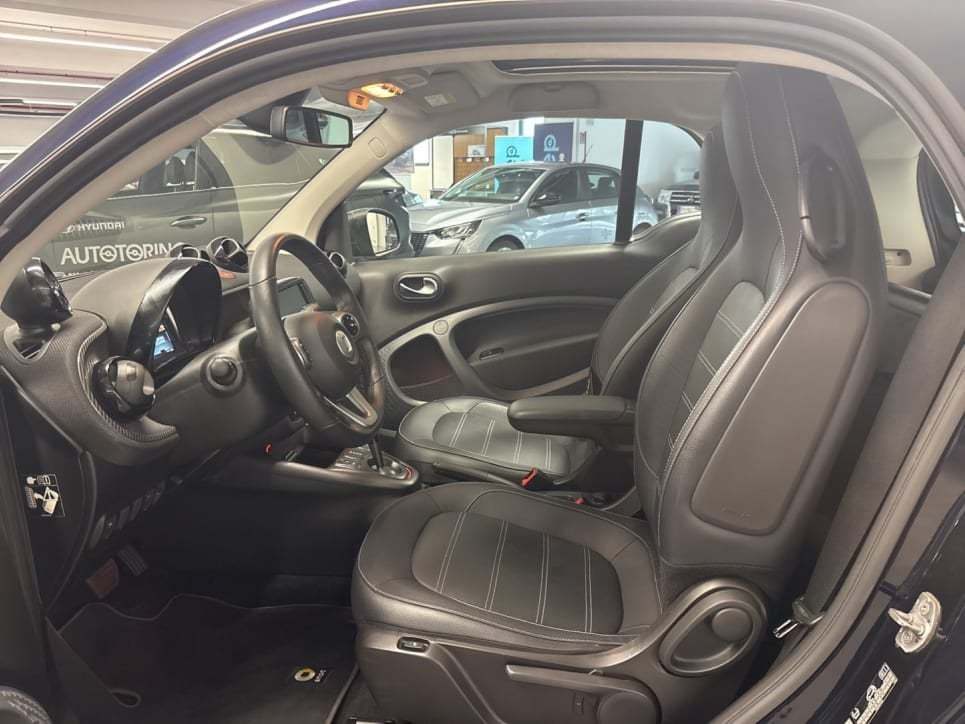 Fortwo eq British Green 22kW - Certified