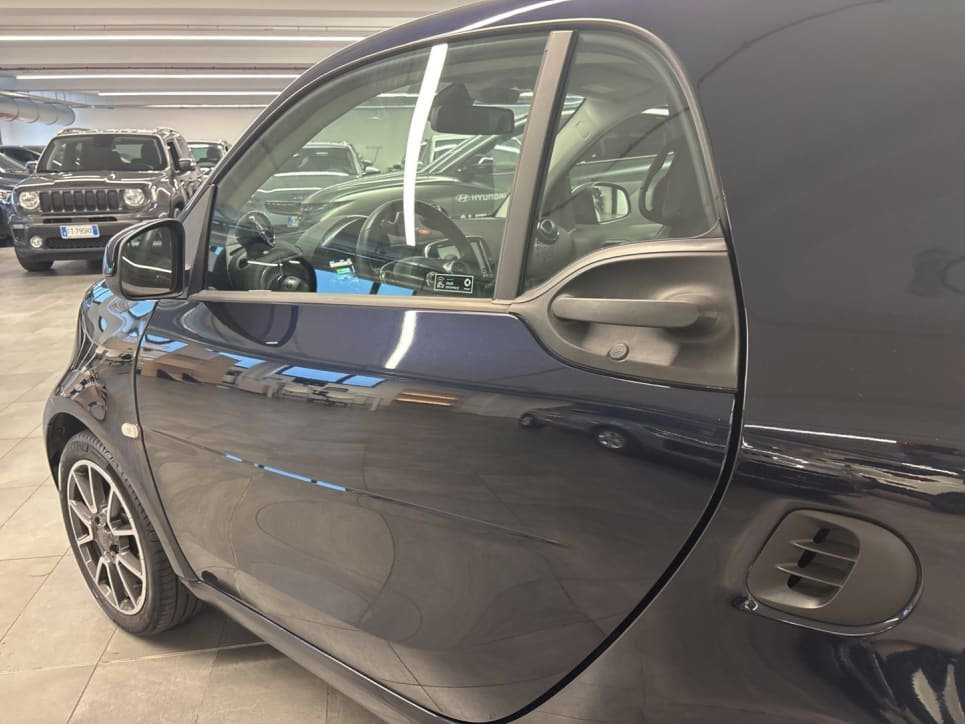 Fortwo eq British Green 22kW - Certified