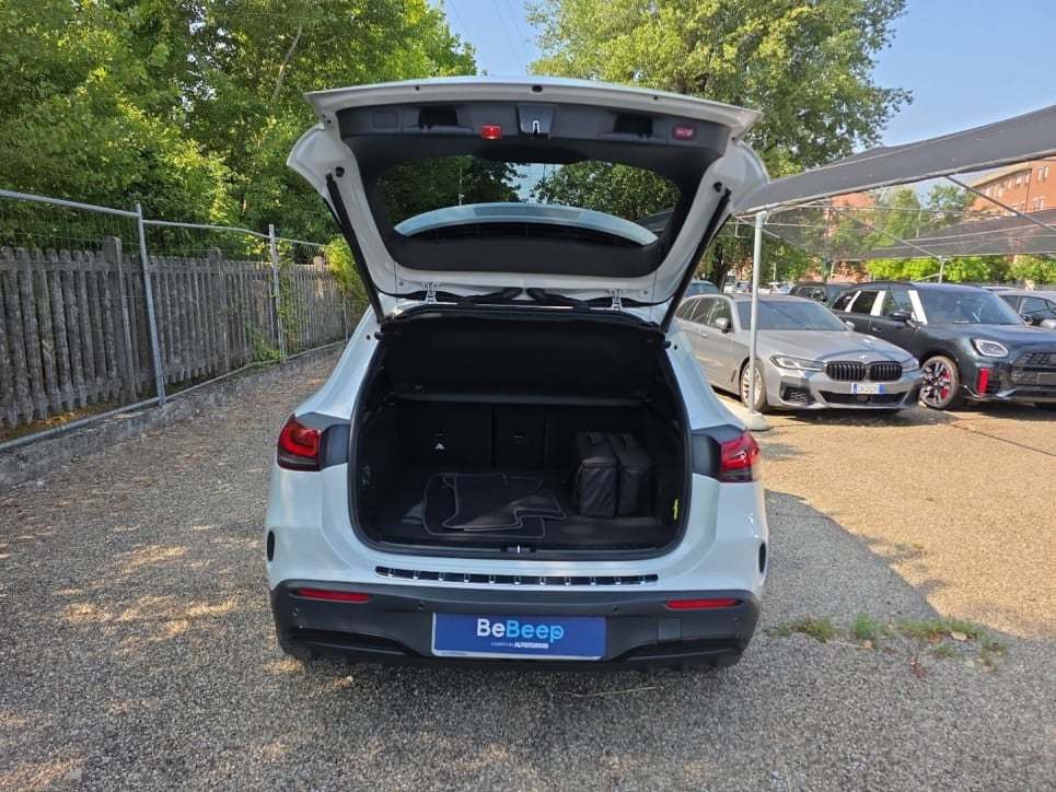 EQA 250 Premium - Certified