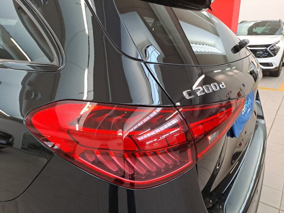 C SW 200 d mhev Premium auto - Certified
