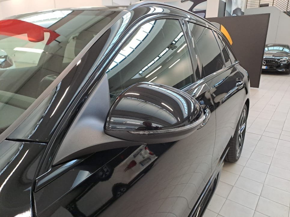 C SW 200 d mhev Premium auto - Certified