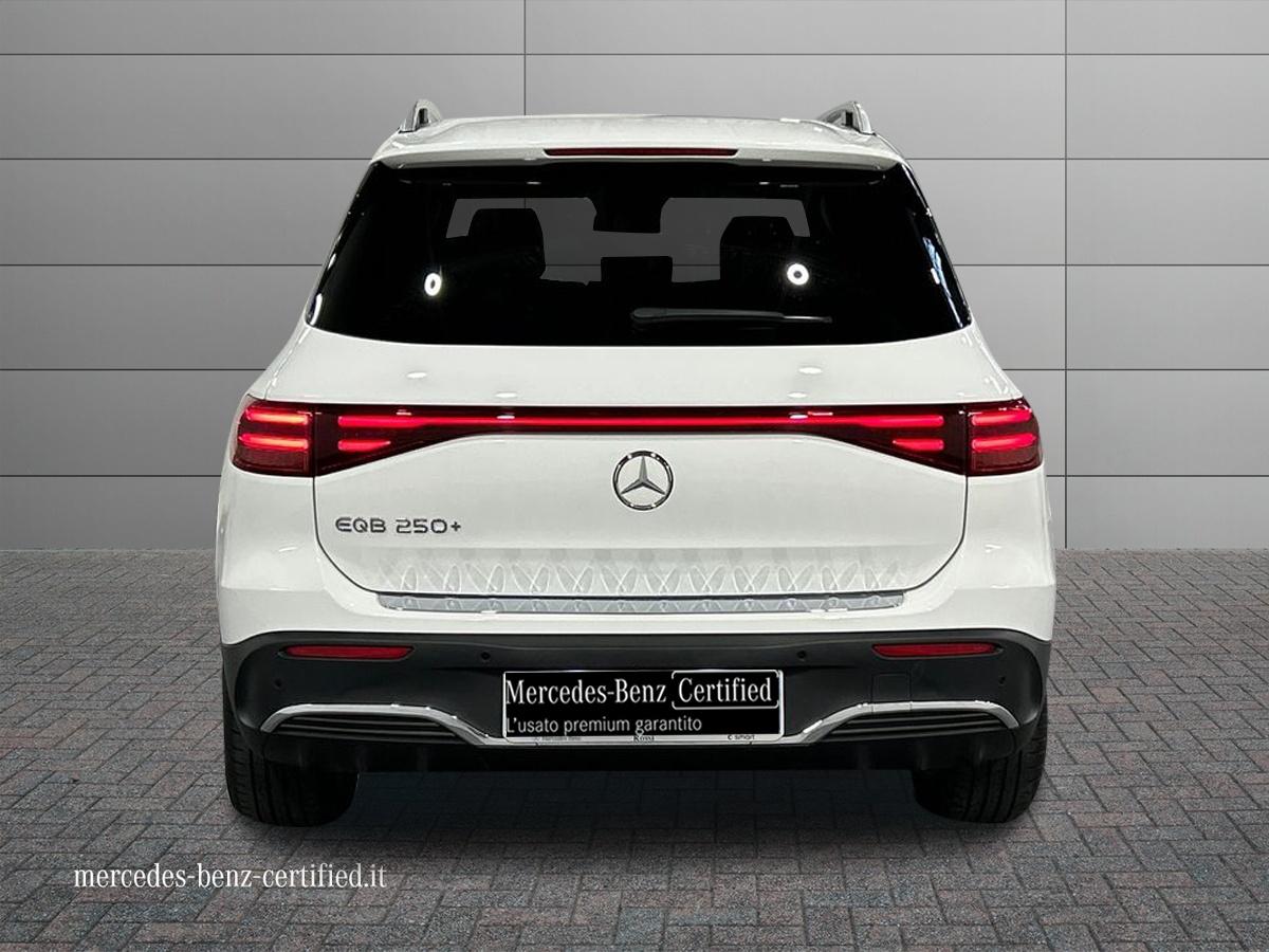 EQB 250+ AMG Line Advanced - Certified