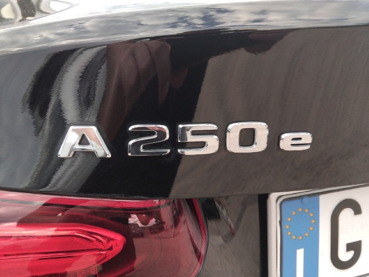 A 250 e phev (eq-power) Sport auto - Certified