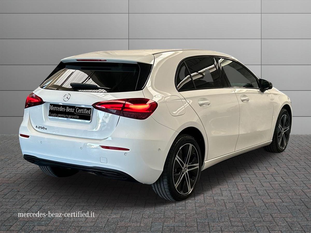 A 250 e phev Progressive Advanced auto - Certified