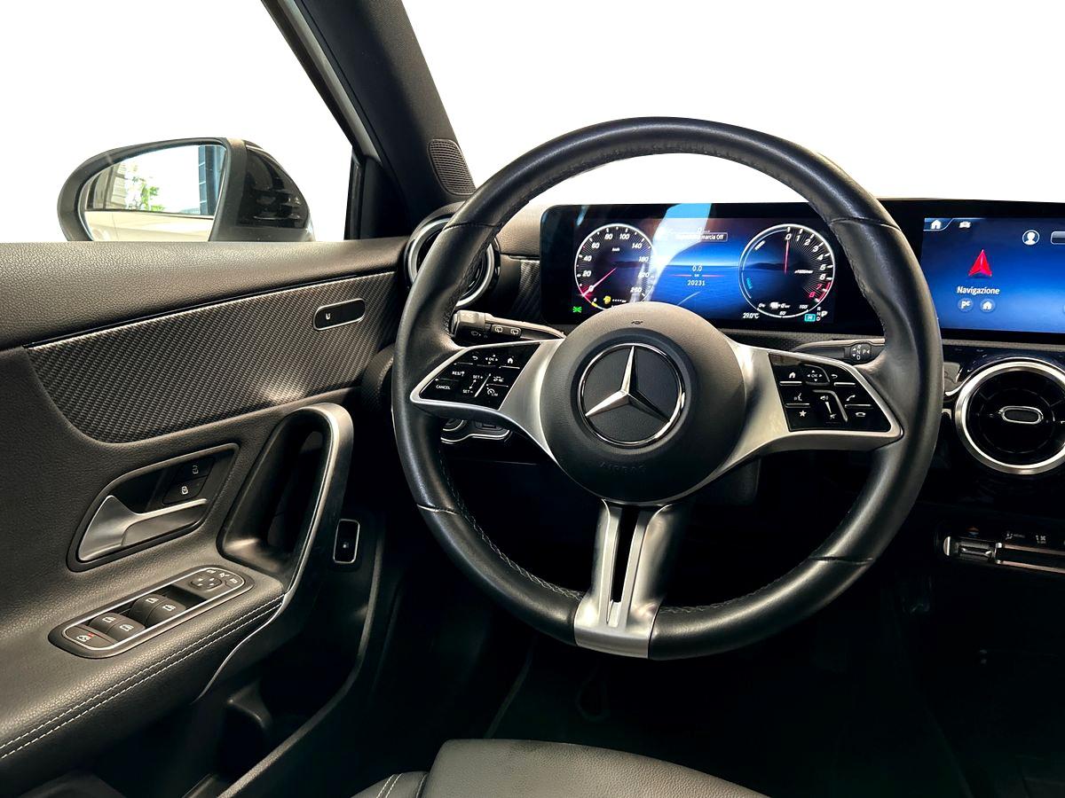 A 250 e phev Progressive Advanced auto - Certified