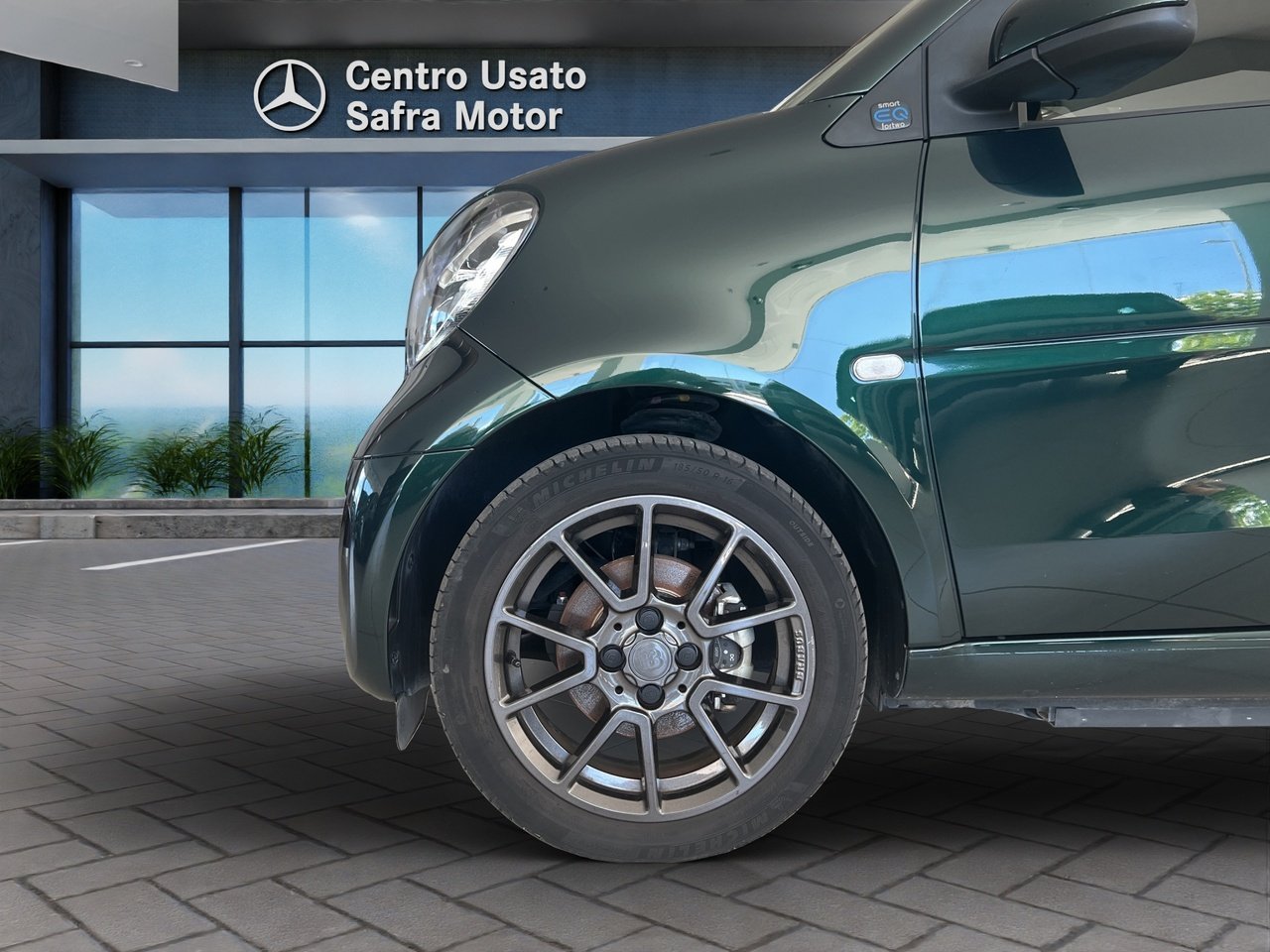 Fortwo eq British Green 22kW - Certified