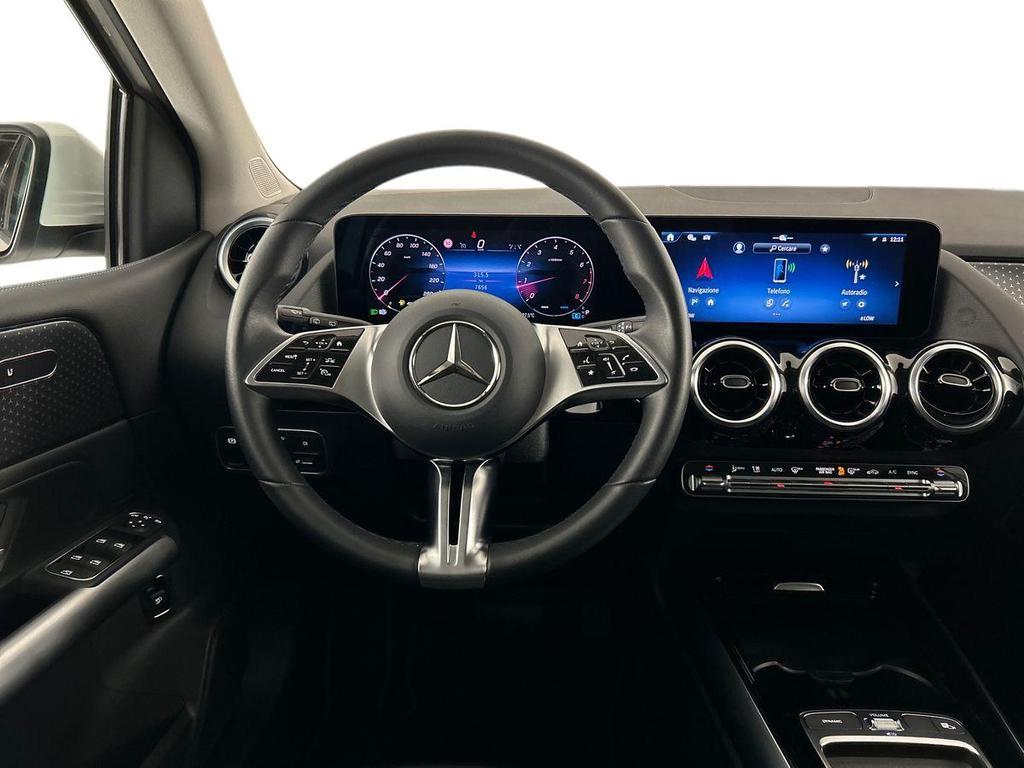 B 180 Progressive Advanced Plus auto - Certified