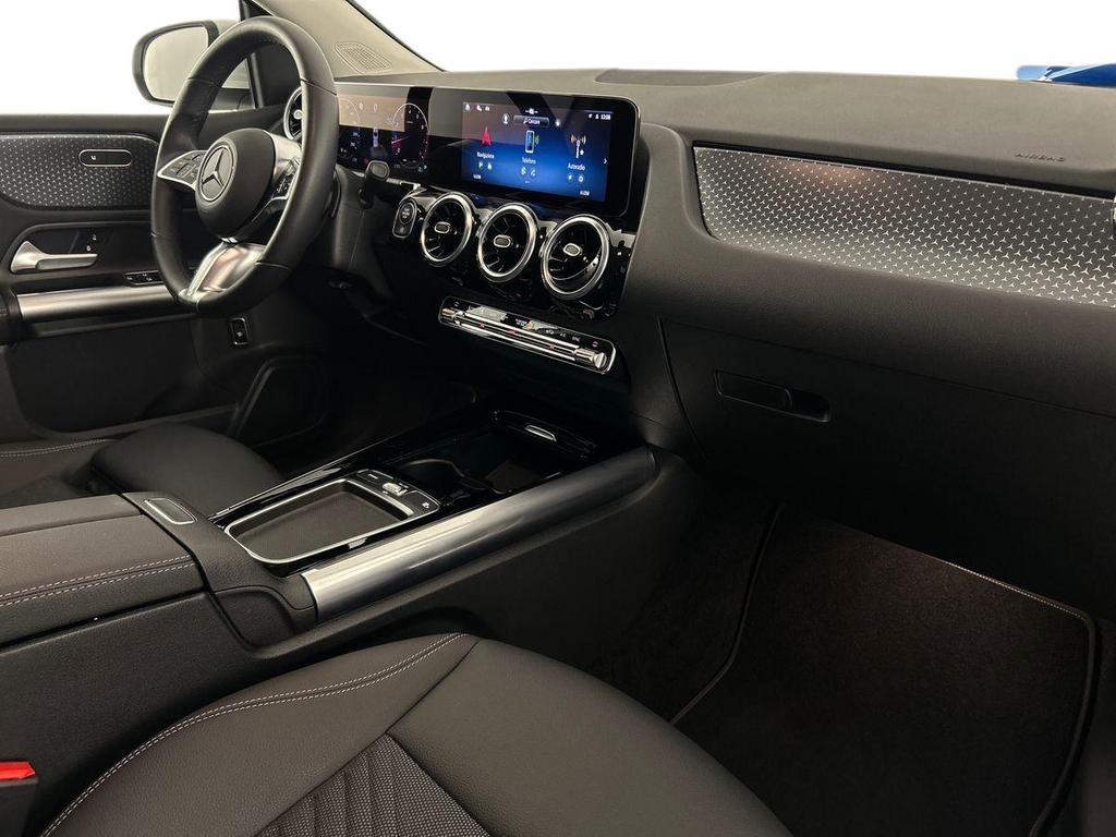 B 180 Progressive Advanced Plus auto - Certified