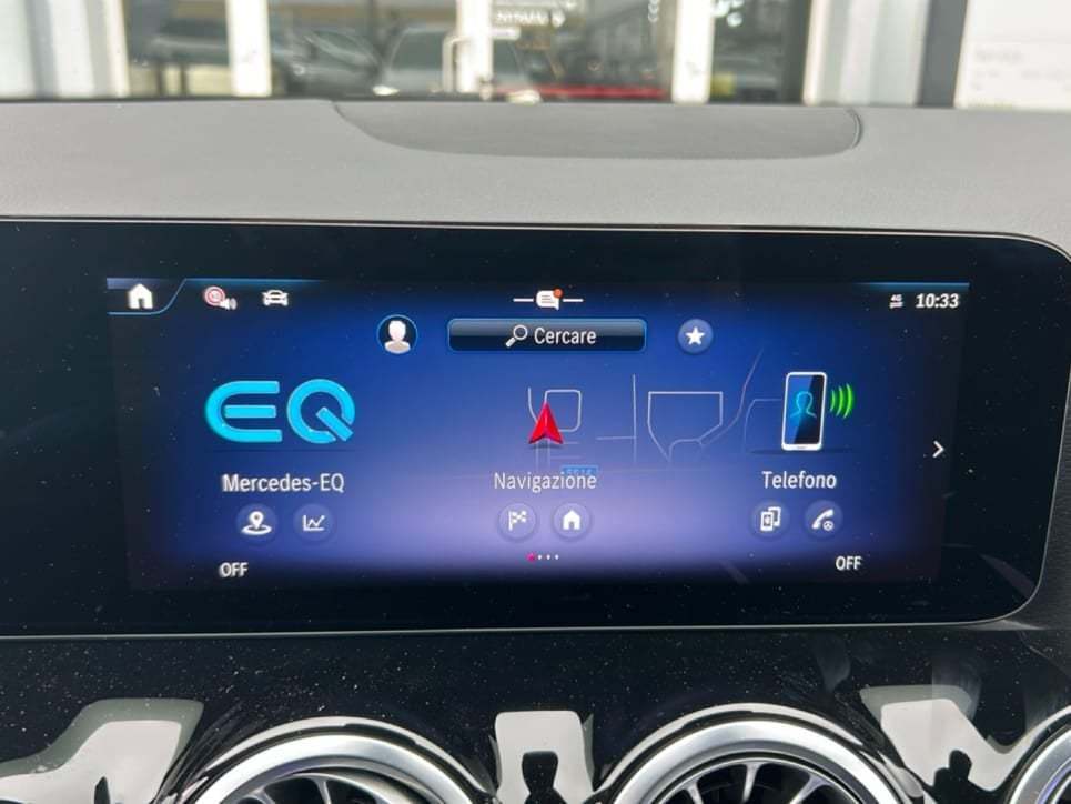 EQA 300 Progressive Advanced 4matic - Certified