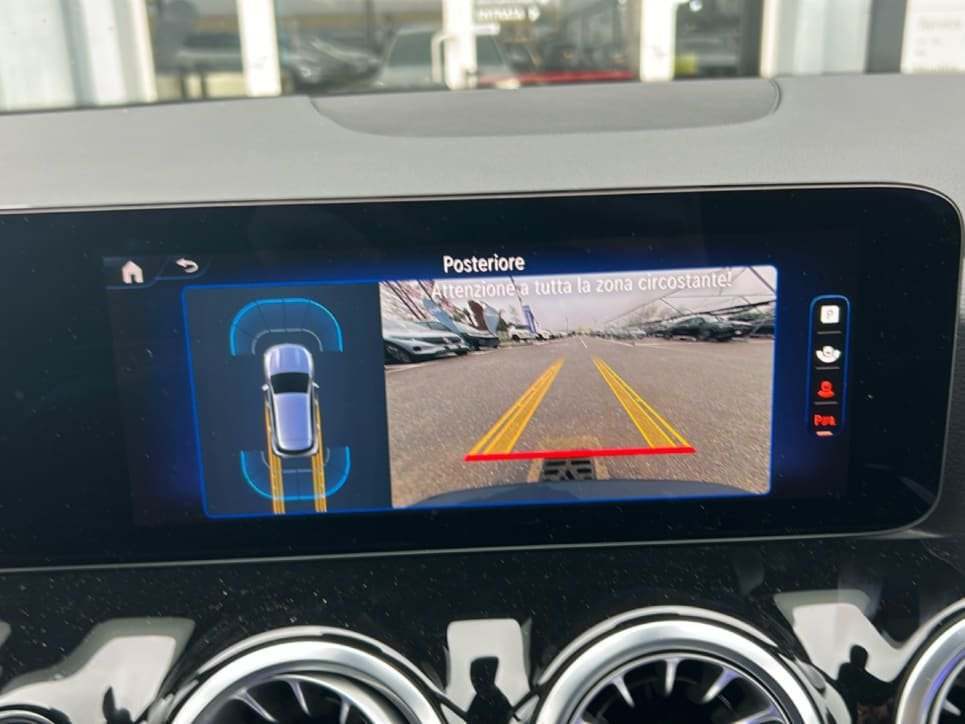 EQA 300 Progressive Advanced 4matic - Certified