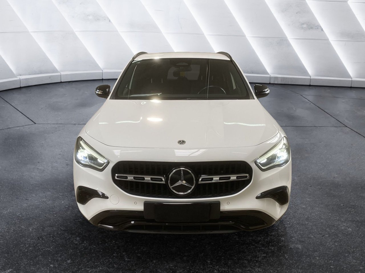 GLA 180 d Progressive Advanced Plus auto - Certified