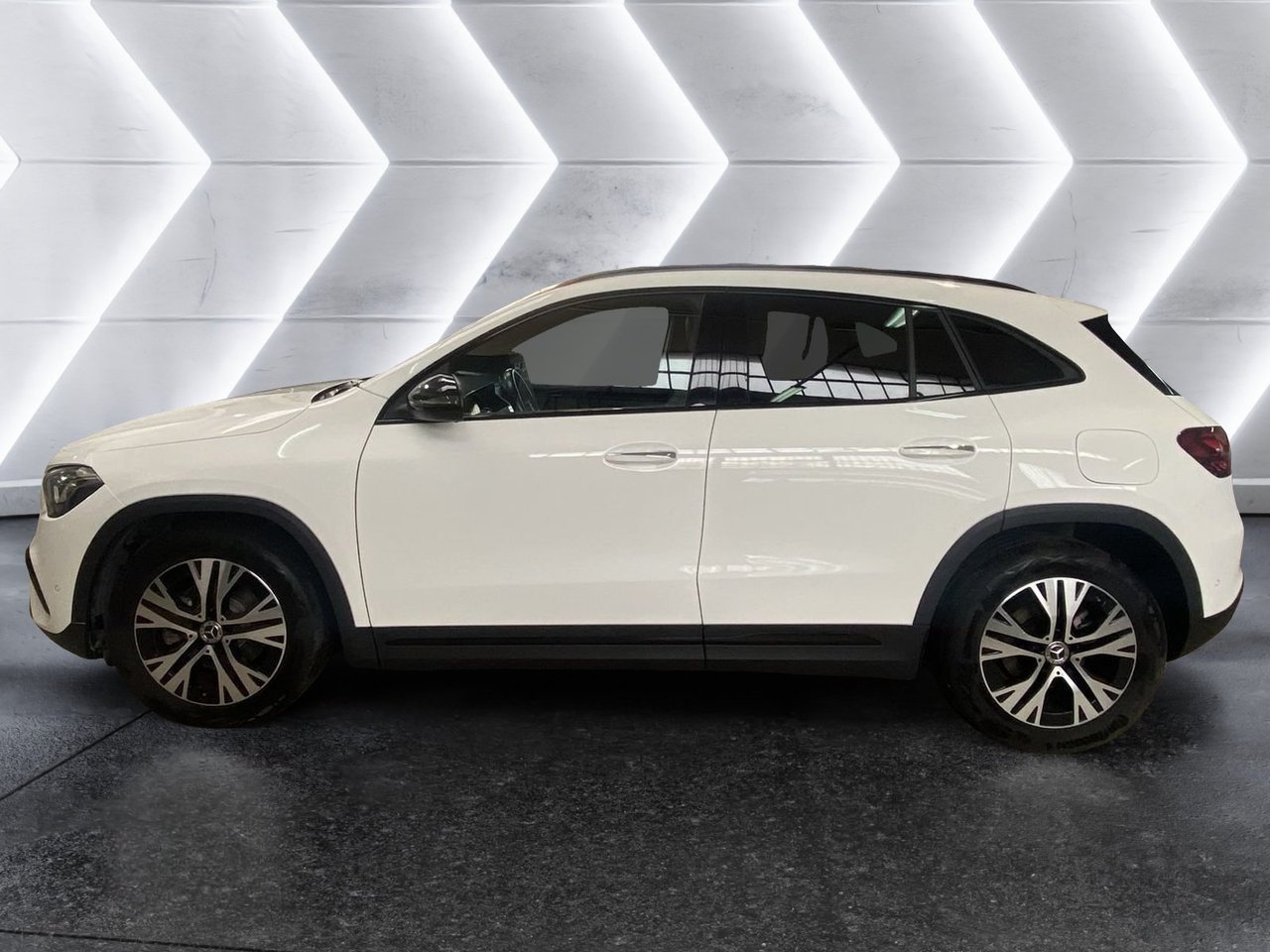 GLA 180 d Progressive Advanced Plus auto - Certified