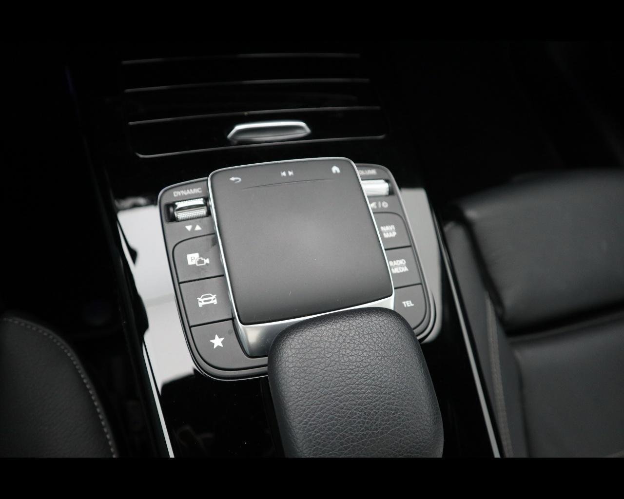 CLA Shooting Brake 200 d Premium auto - Certified