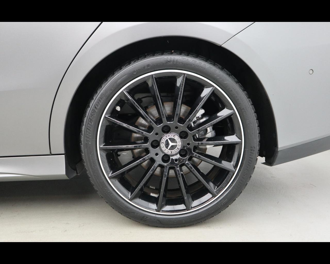 CLA Shooting Brake 200 d Premium auto - Certified