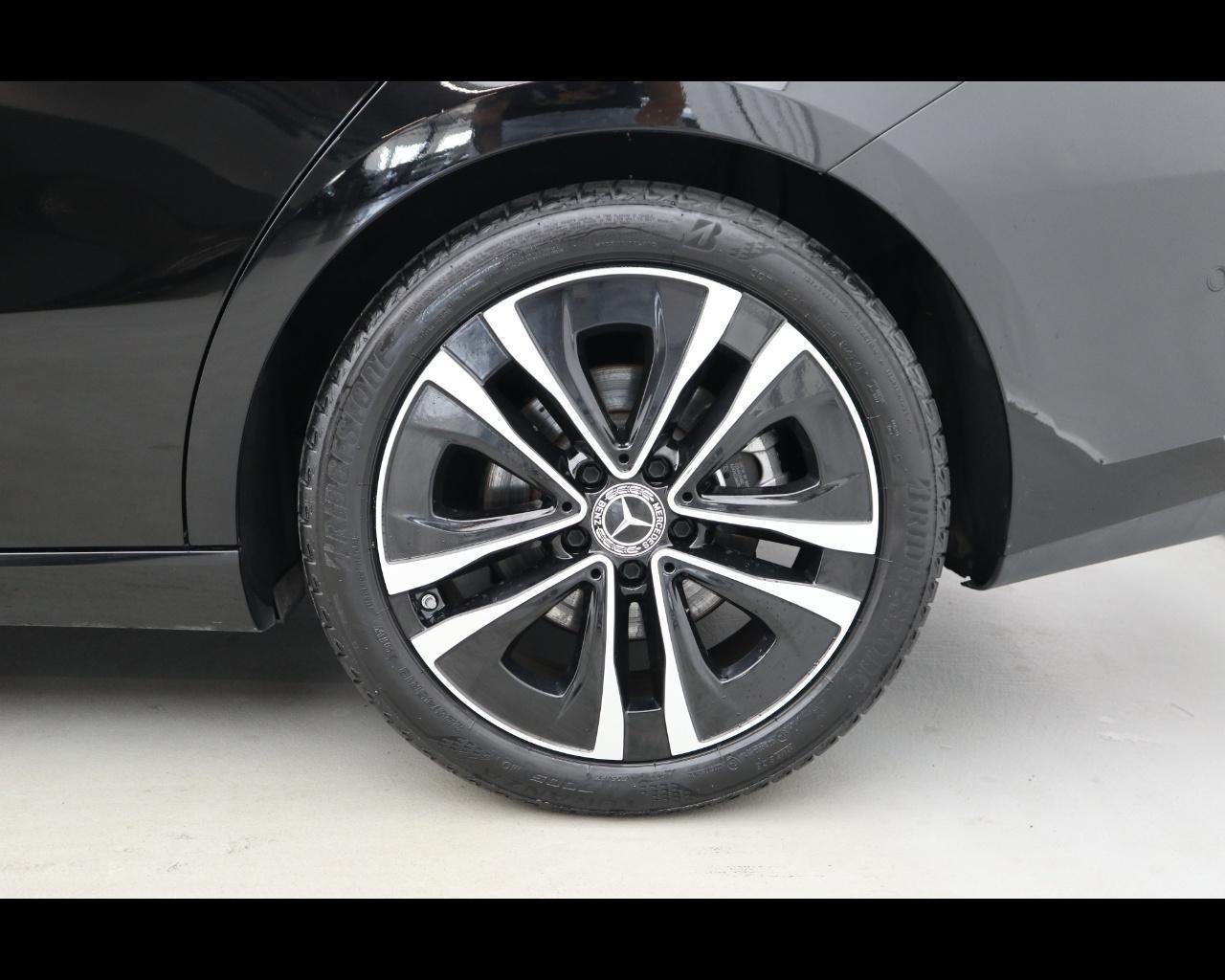 CLA Shooting Brake 180 d Progressive Advanced auto - Certified