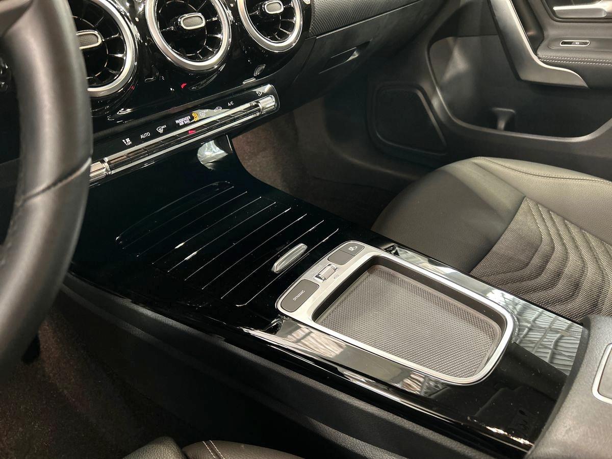 CLA Shooting Brake 180 d Progressive Advanced auto - Certified