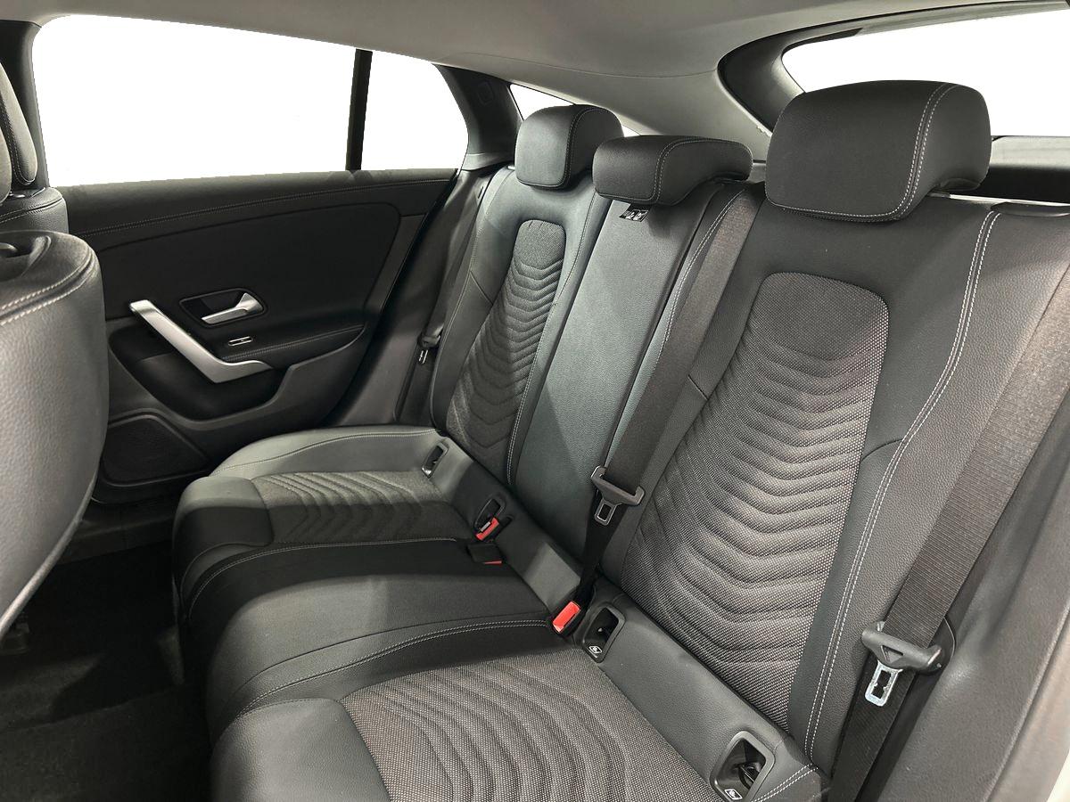 CLA Shooting Brake 180 d Progressive Advanced auto - Certified