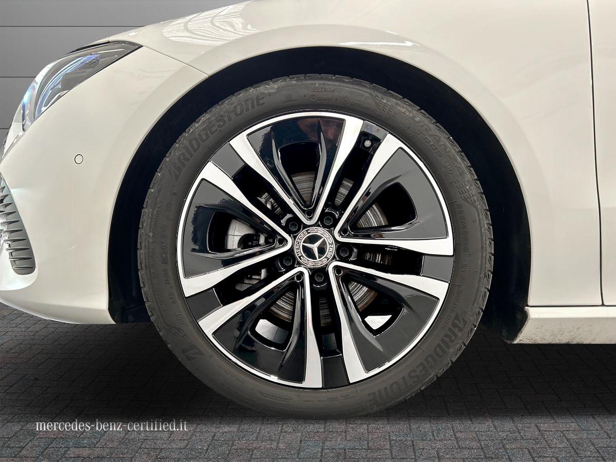 CLA Shooting Brake 180 d Progressive Advanced auto - Certified
