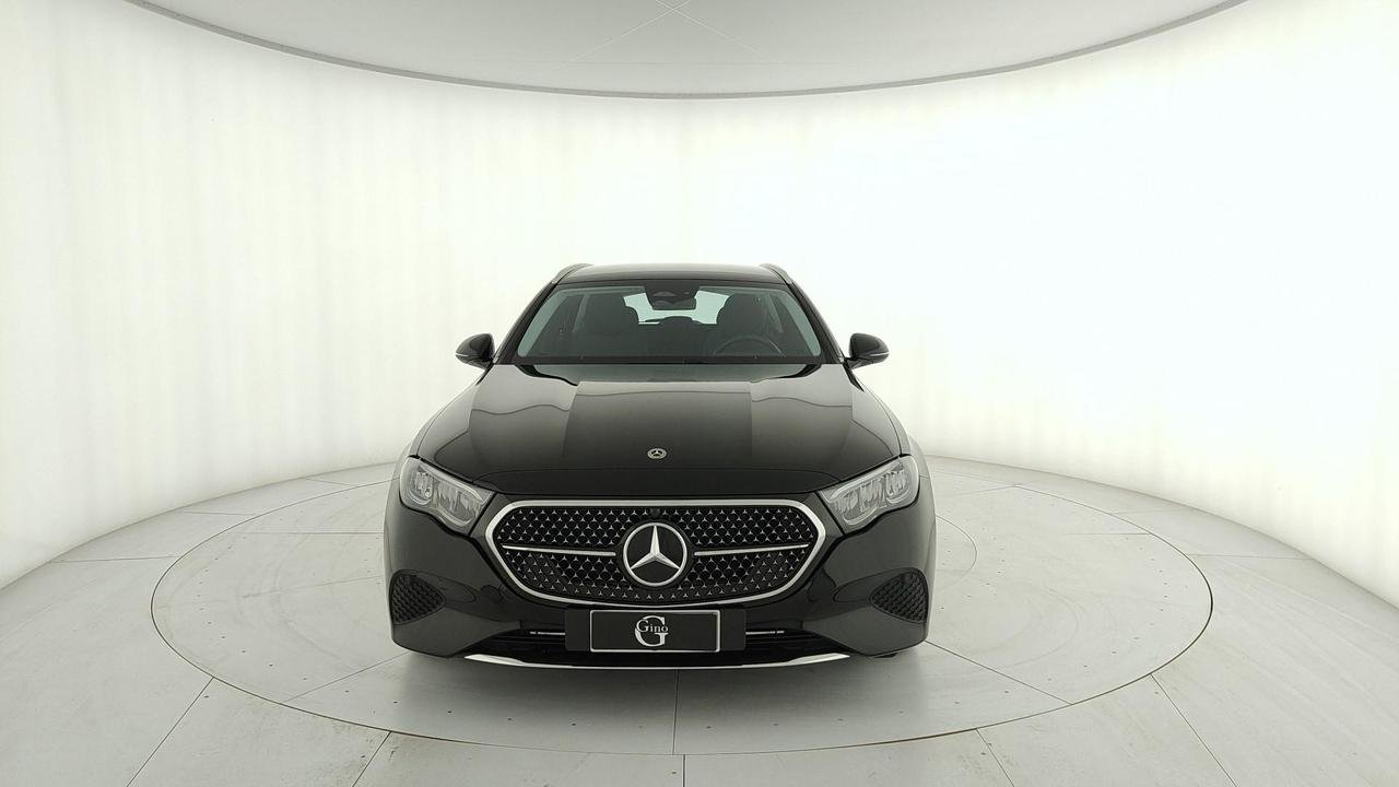 E SW 220 d Advanced auto - Certified