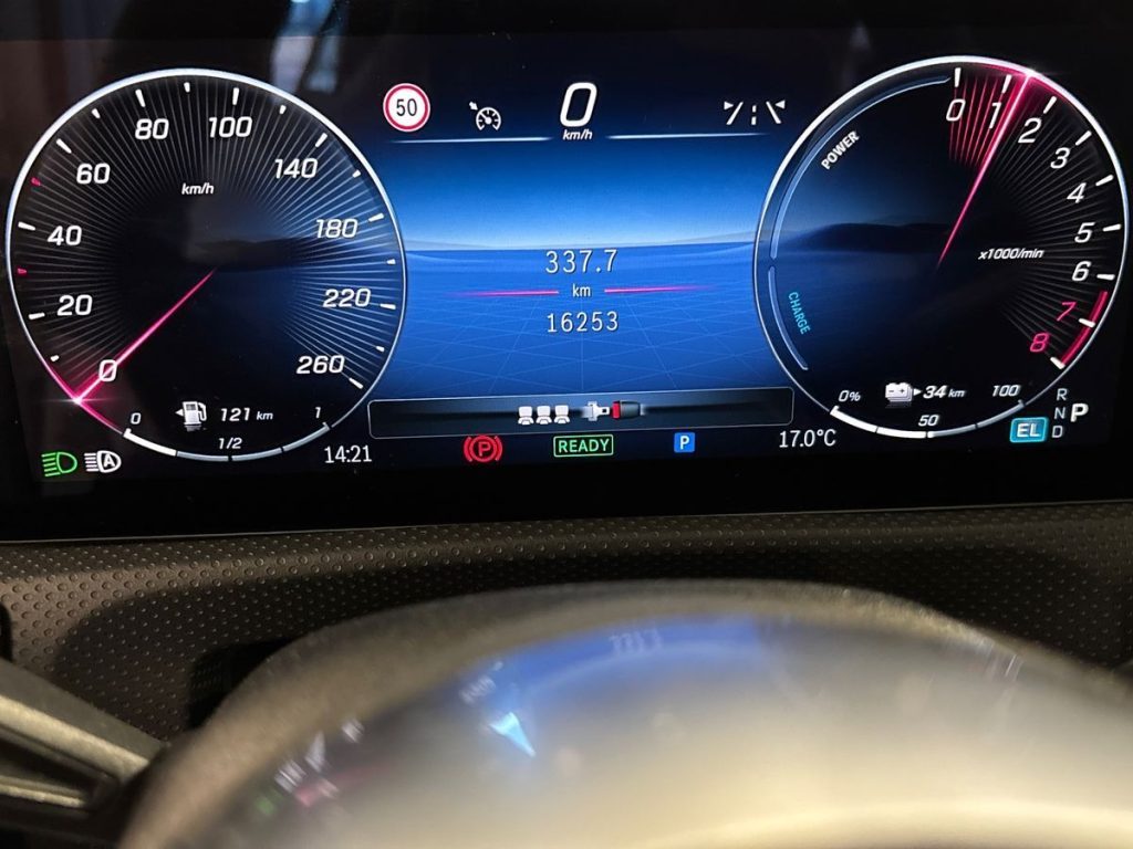 A 250 e phev Progressive Advanced auto - Certified