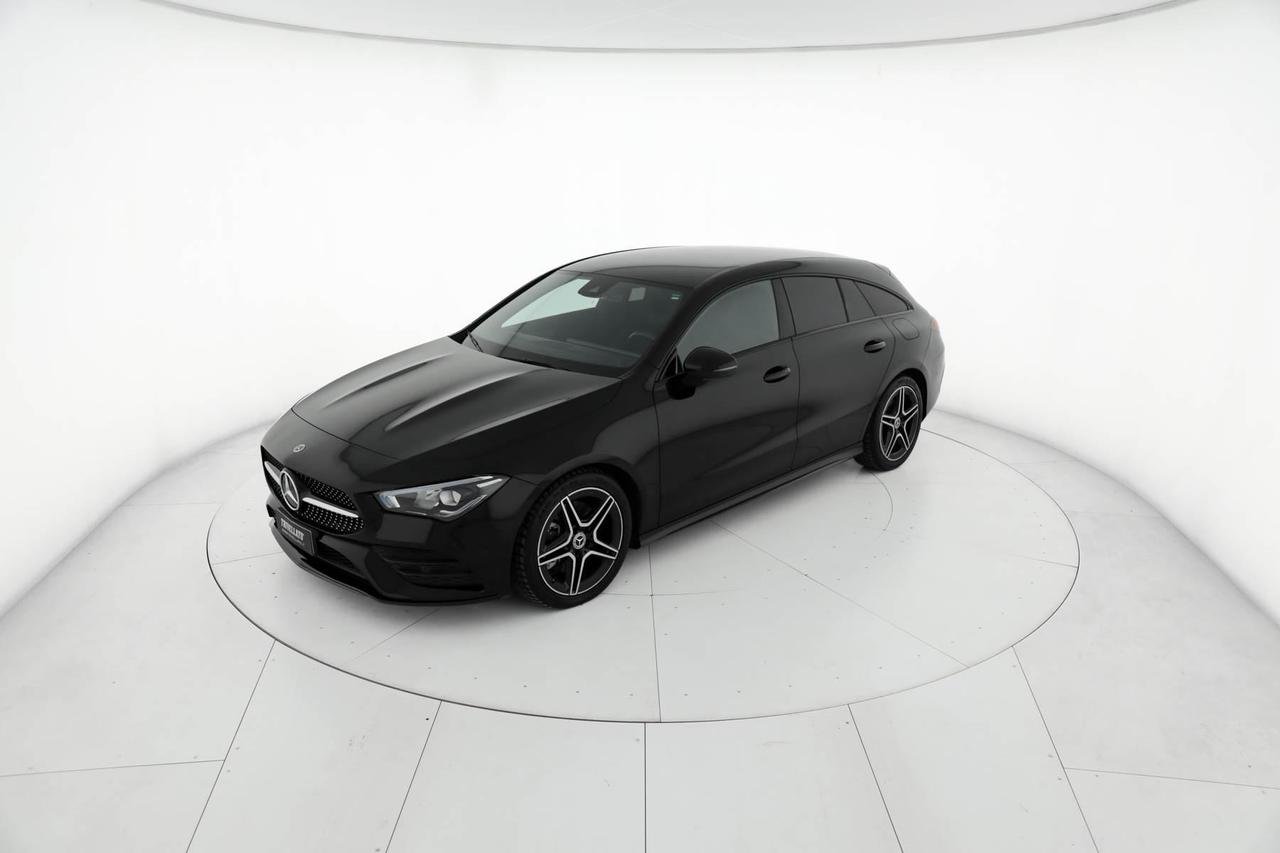 CLA Shooting Brake 200 d Premium auto - Certified