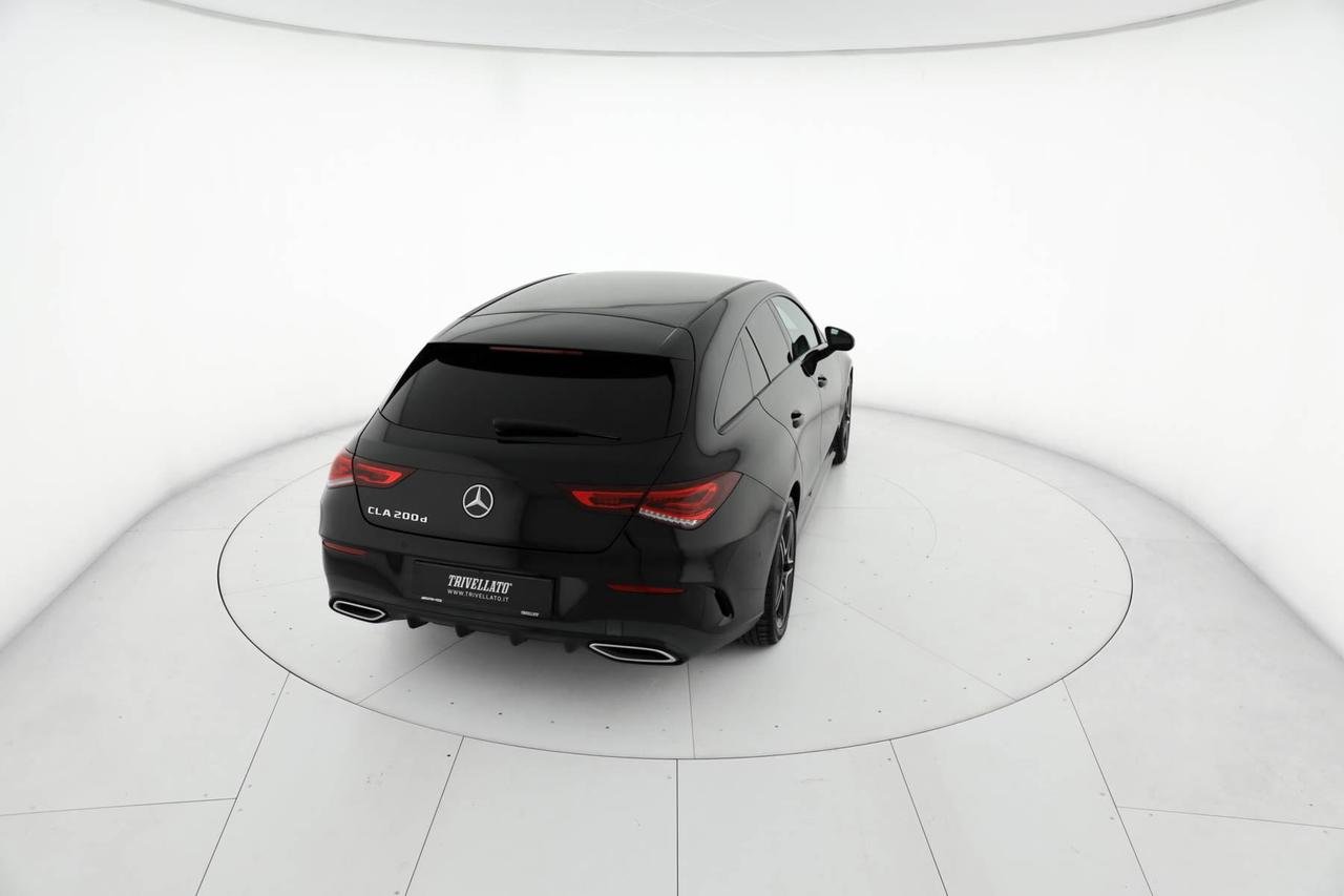 CLA Shooting Brake 200 d Premium auto - Certified