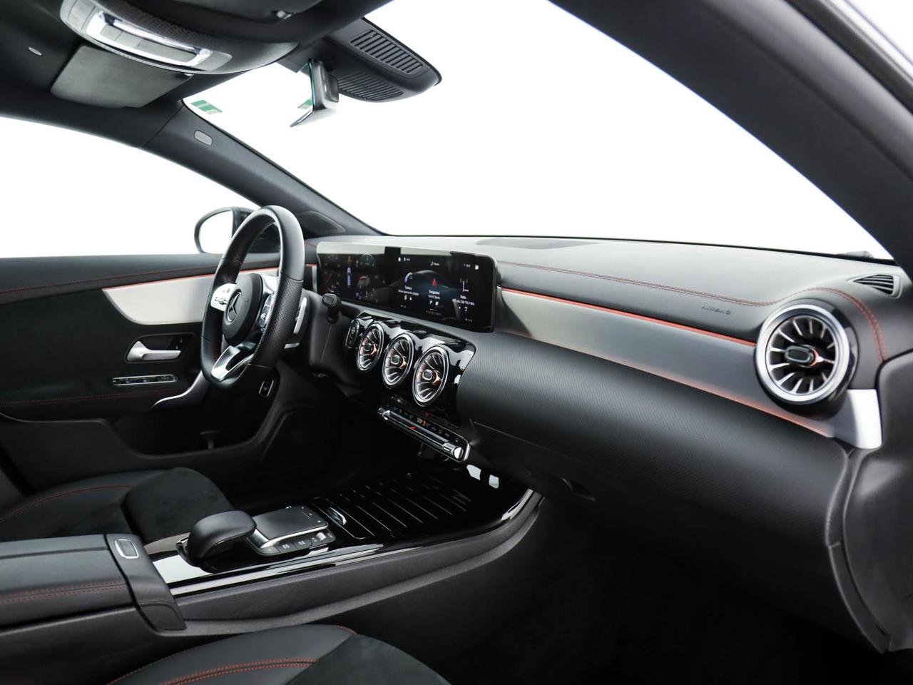 CLA Shooting Brake 200 d Premium auto - Certified