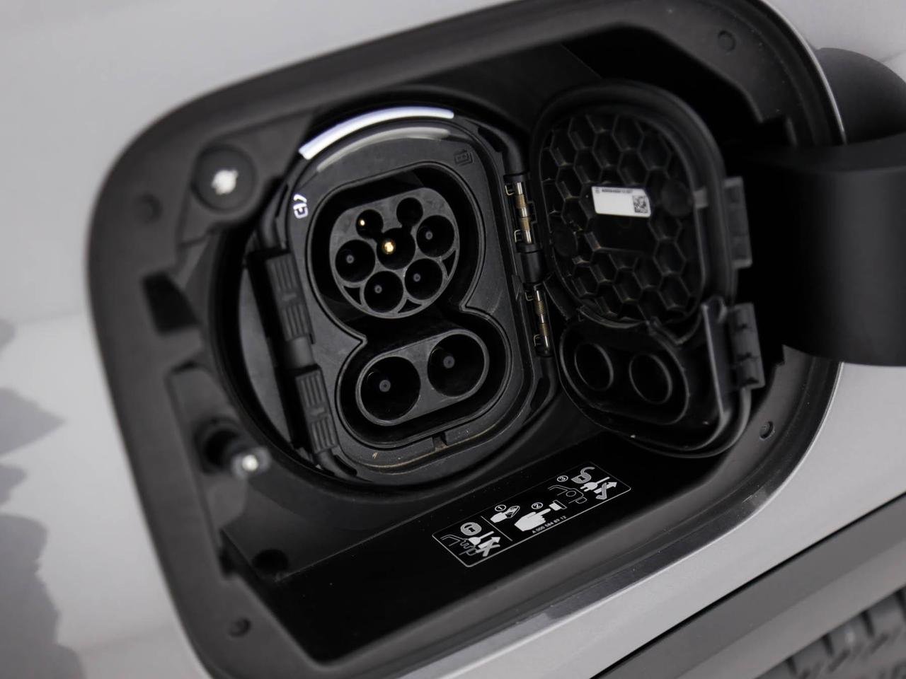 EQB 250 Sport Plus - Certified