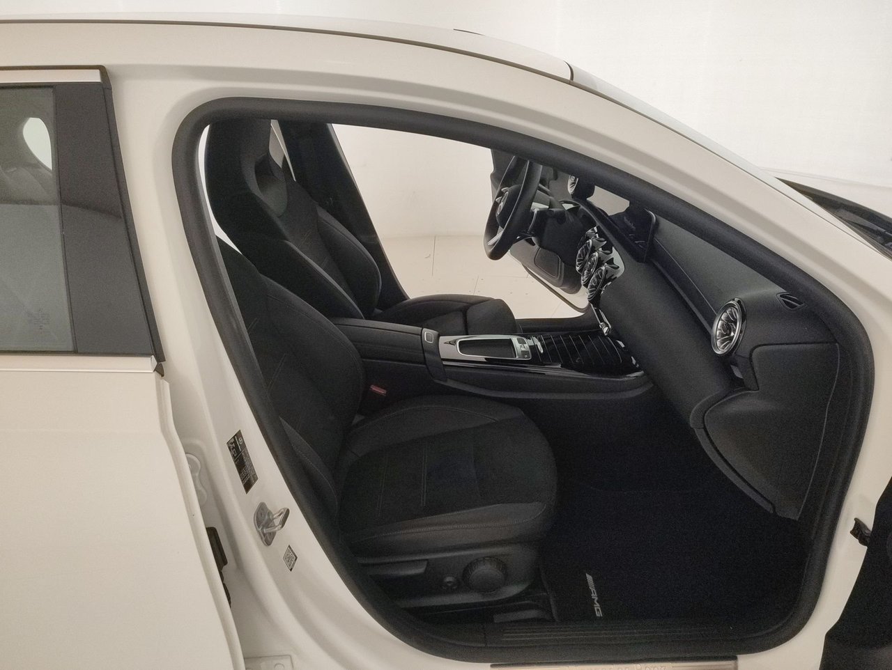 A 180 AMG Line Premium auto - Certified