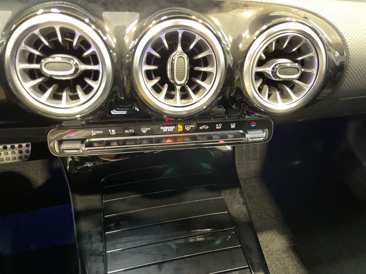 A 250 e phev (eq-power) Premium auto - Certified