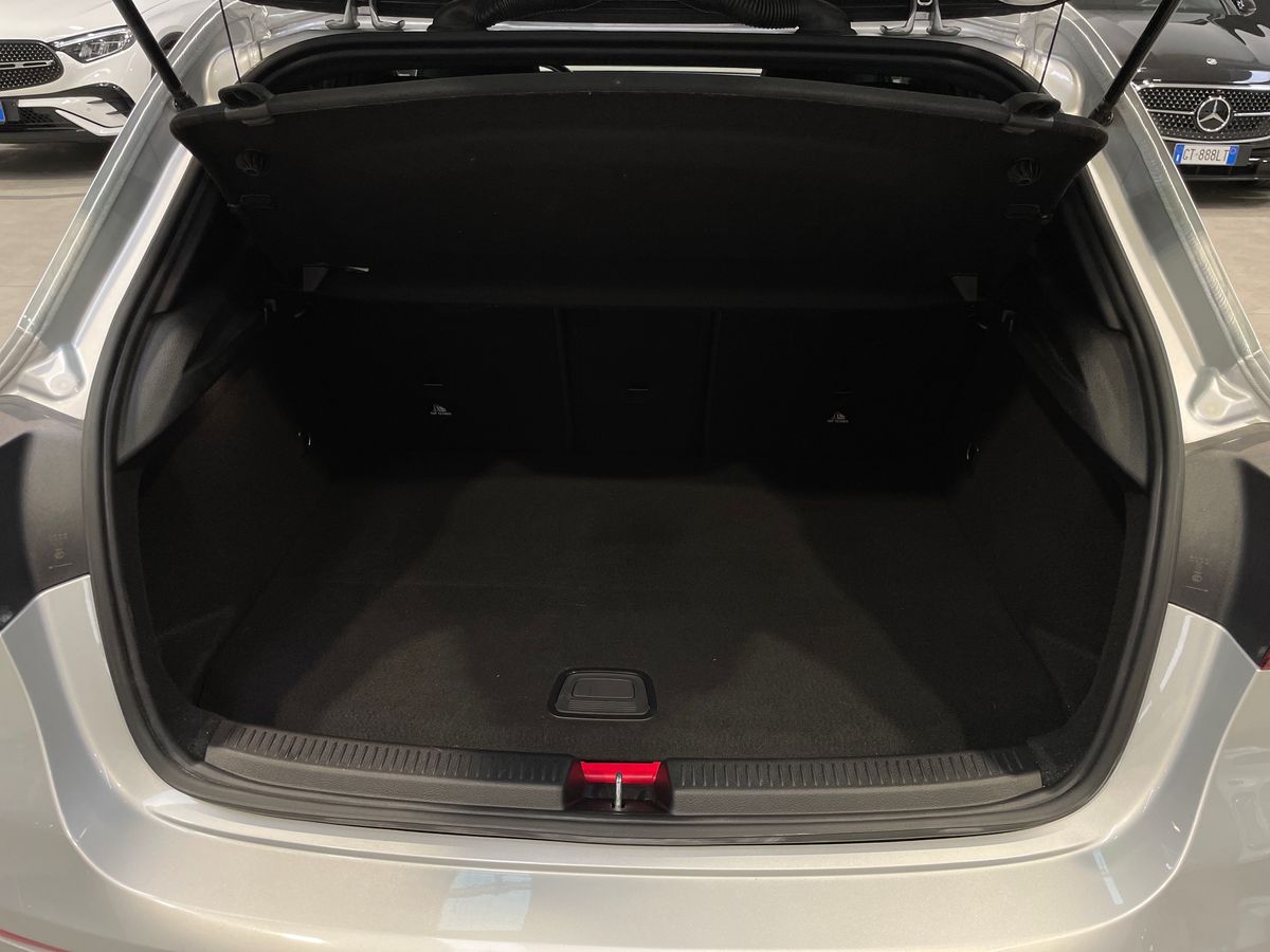 A 250 e phev (eq-power) Premium auto - Certified