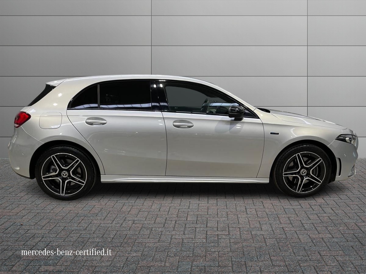 A 250 e phev (eq-power) Premium auto - Certified