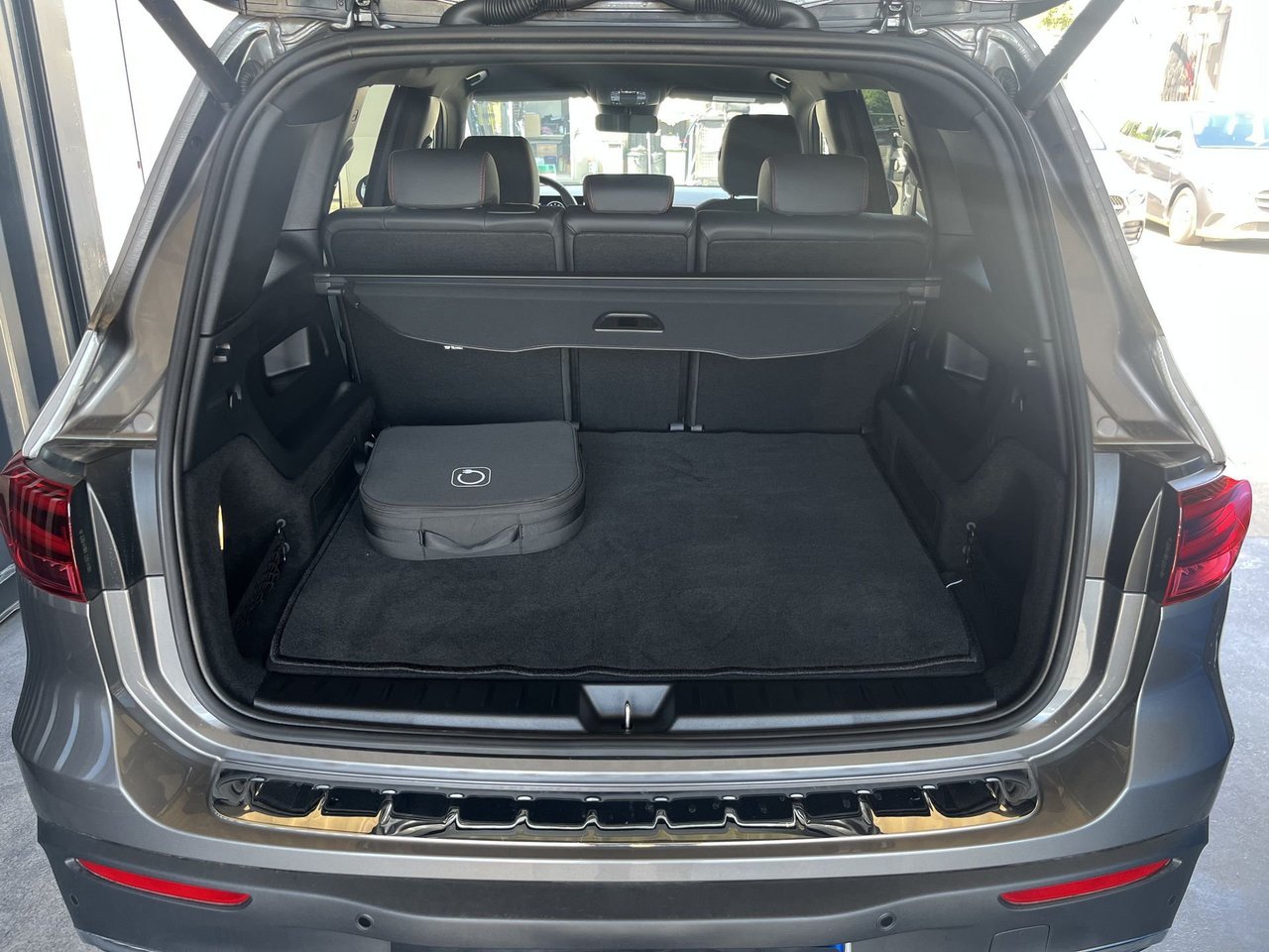 EQB 300 AMG Line Advanced 4matic - Certified