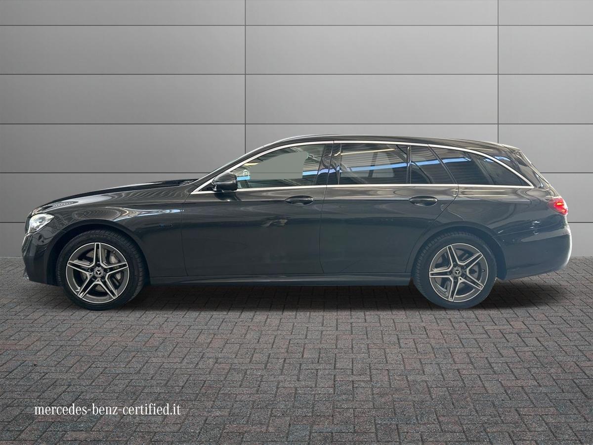E SW 300 de phev (eq-power) Premium 4matic auto my - Certified