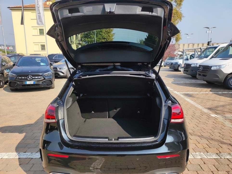 A 180 d Premium Night edition auto - Certified