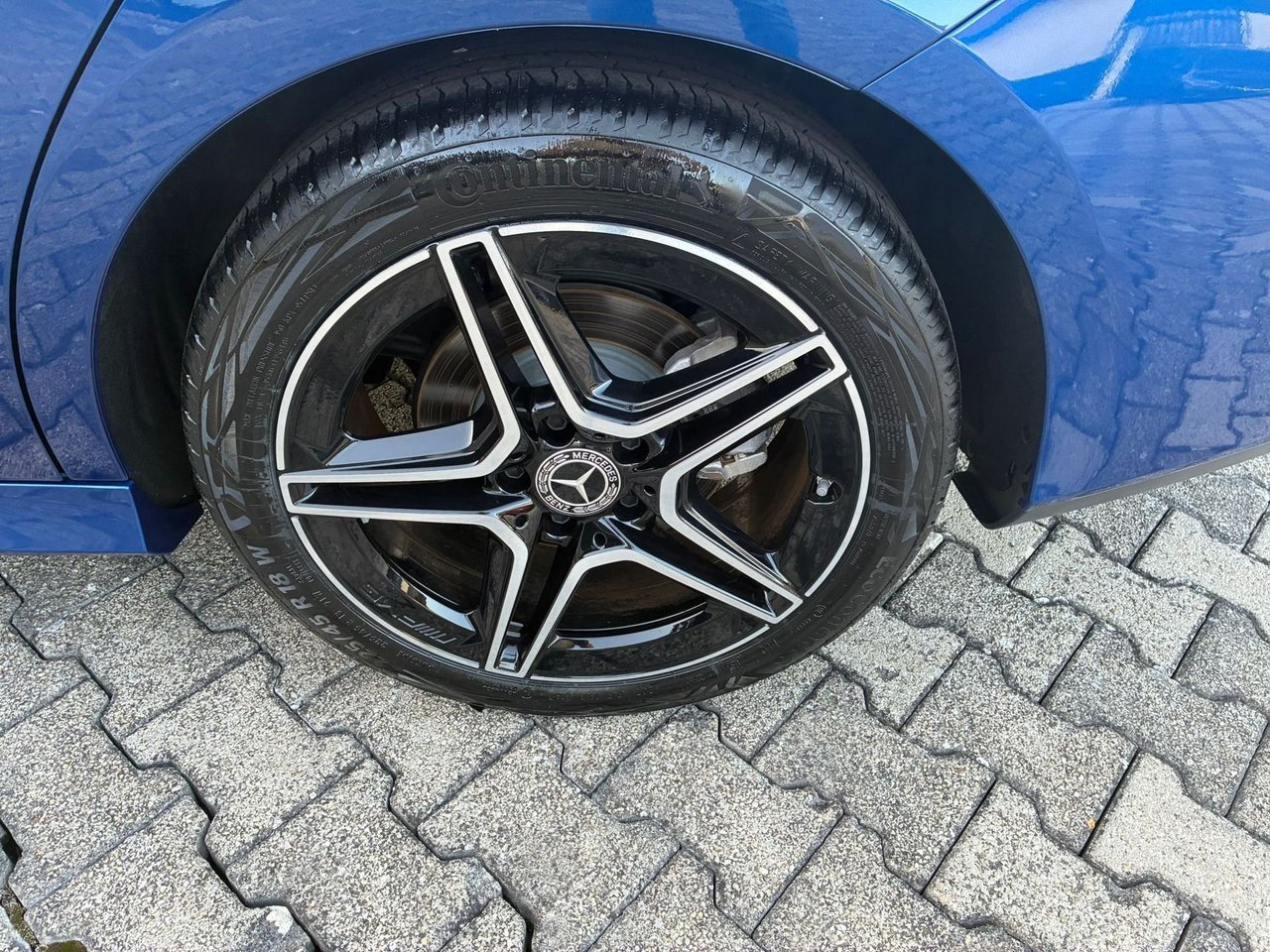 CLA Shooting Brake 200 d AMG Line Advanced Plus au - Certified