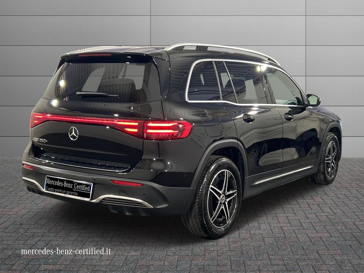 EQB 250+ AMG Line Advanced - Certified