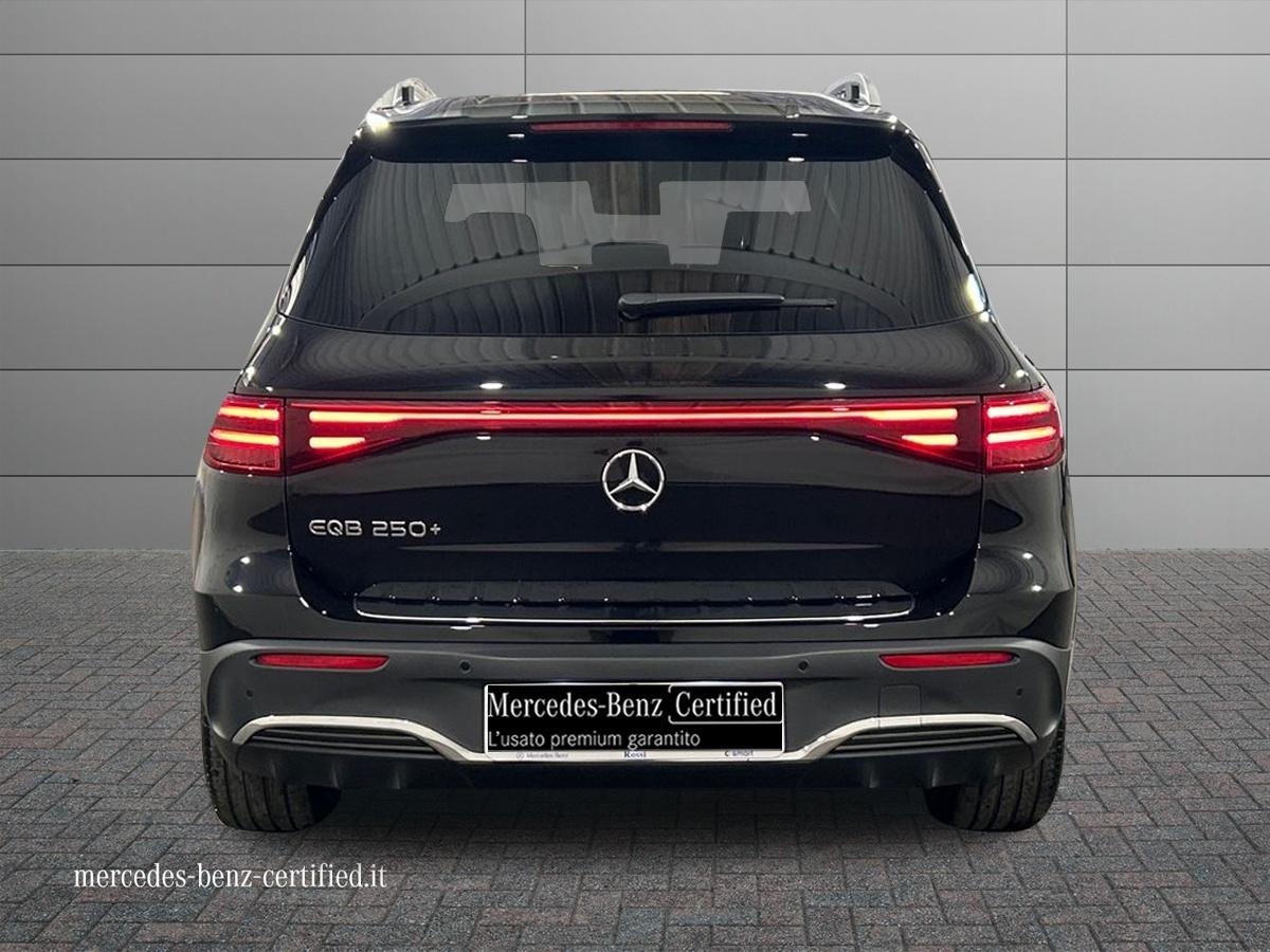 EQB 250+ AMG Line Advanced - Certified