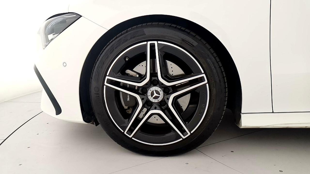 CLA Shooting Brake 200 d AMG Line Advanced Plus au - Certified