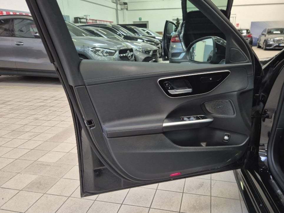 C 220 d mhev Premium 4matic auto - Certified