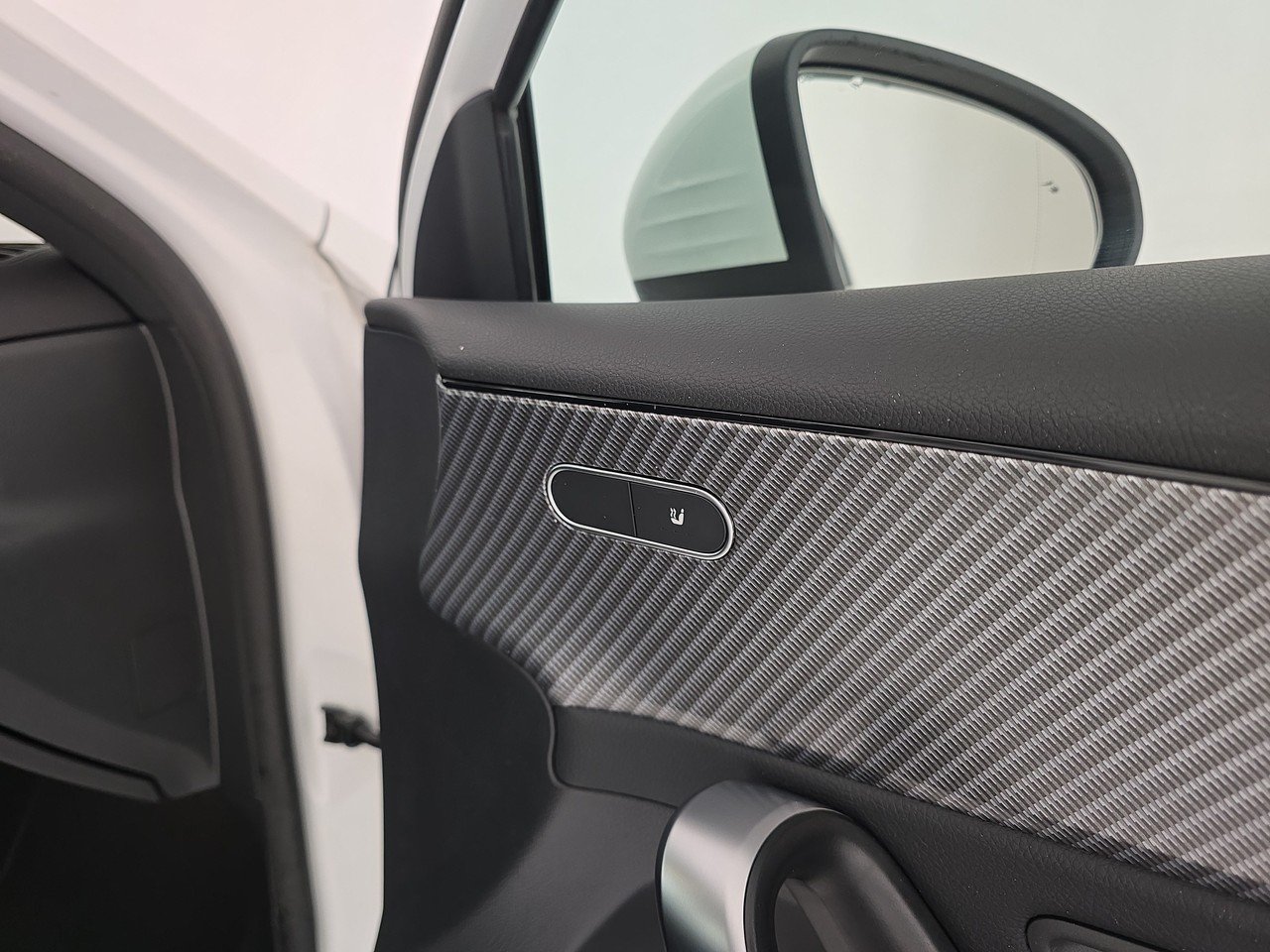 A 250 e phev Progressive Advanced auto - Certified