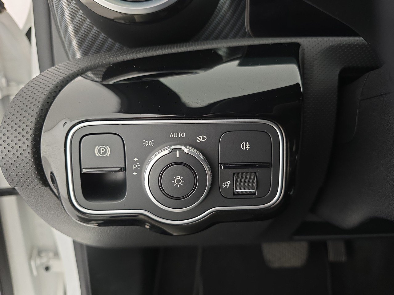 A 250 e phev Progressive Advanced auto - Certified