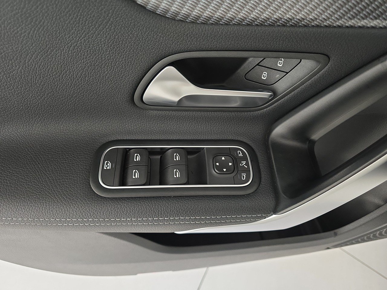 A 250 e phev Progressive Advanced auto - Certified
