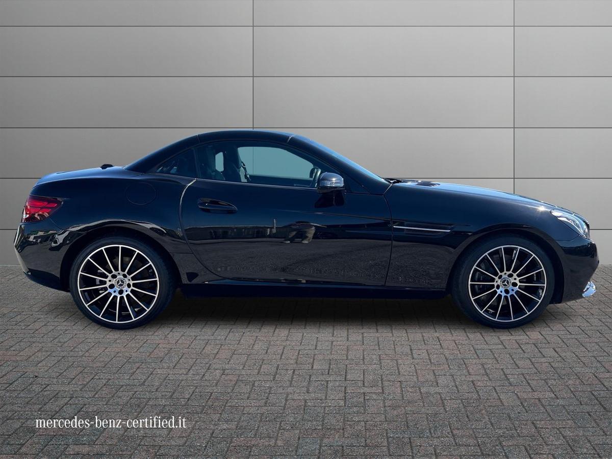 SLC 180 AMG Line - Certified