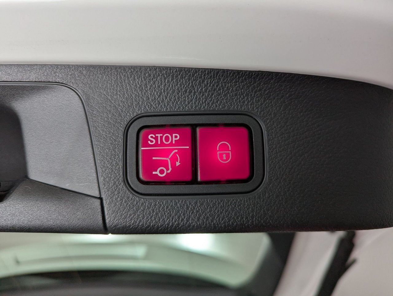 EQA 300 Sport Plus 4matic - Certified