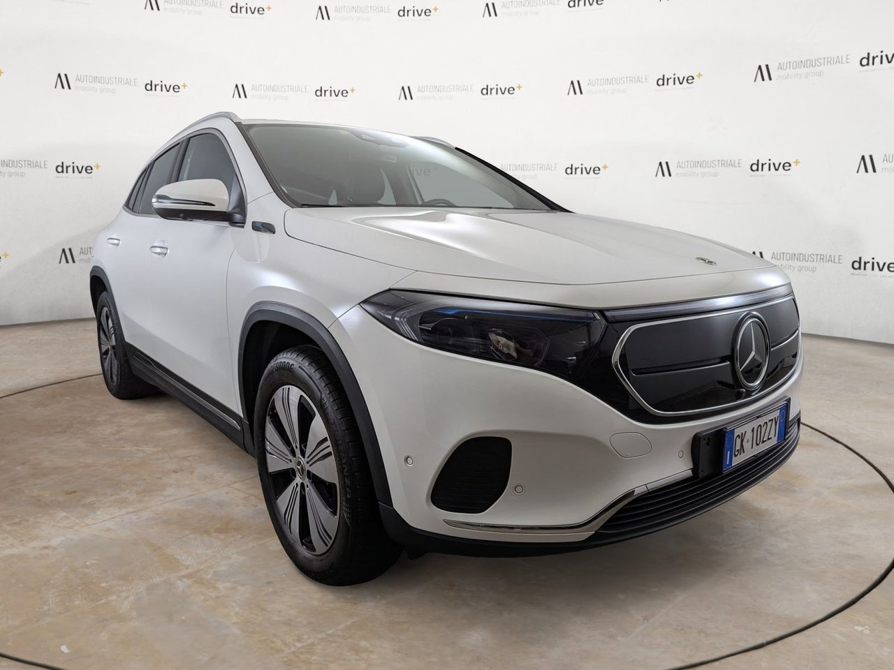EQA 300 Sport Plus 4matic - Certified