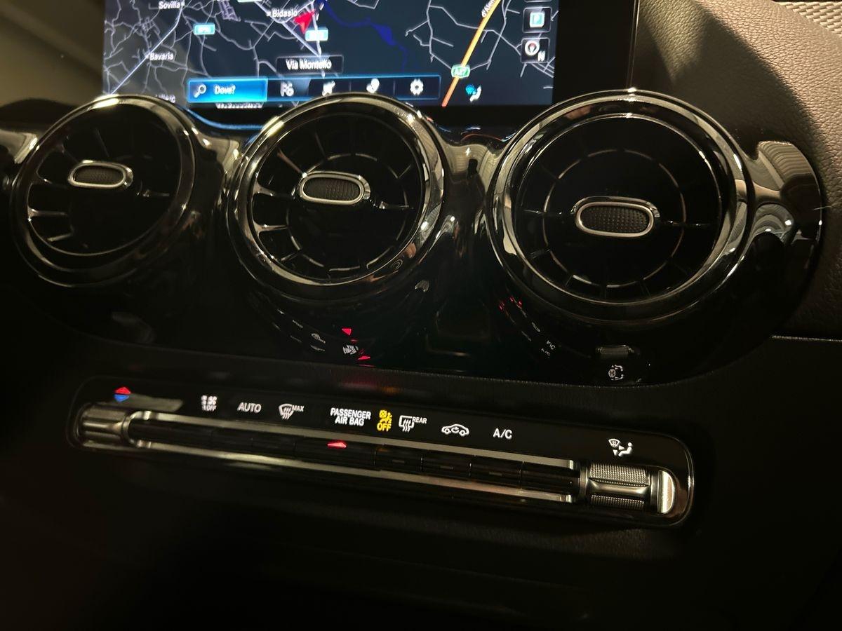 GLA 180 d Business Extra auto - Certified