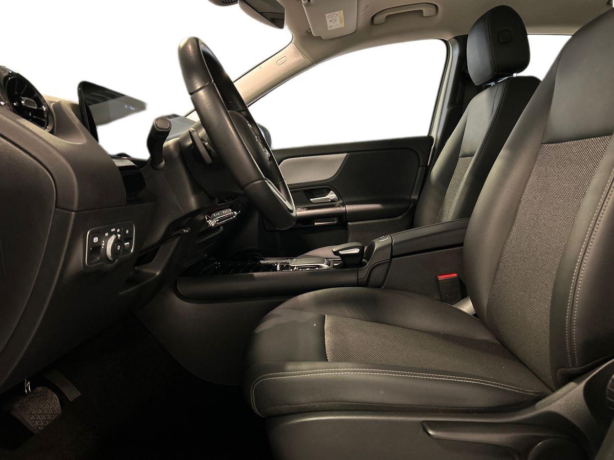 GLA 180 d Business Extra auto - Certified