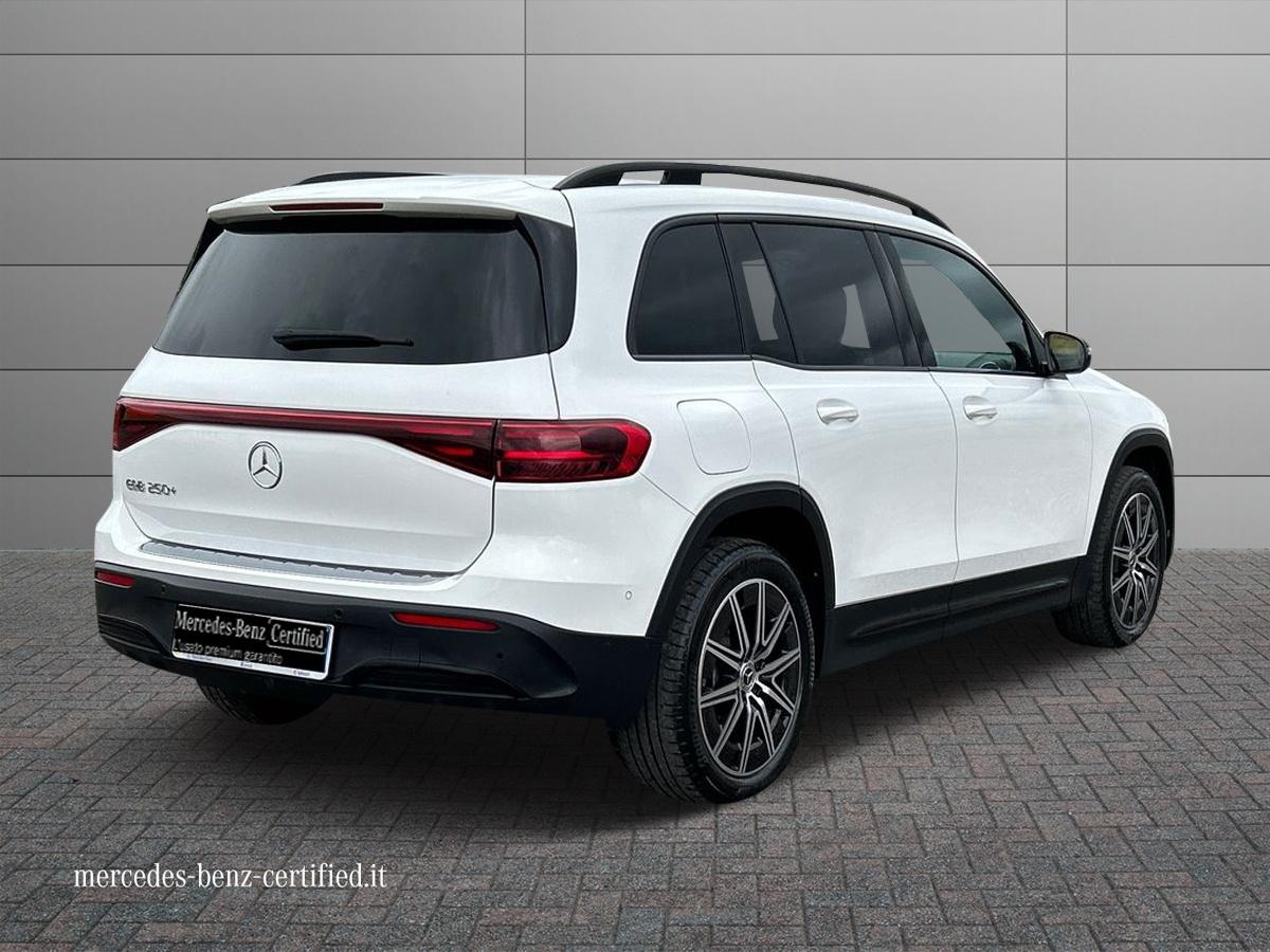 EQB 250+ AMG Line Advanced - Certified